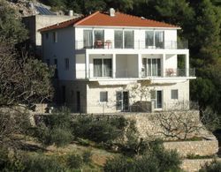 Adorable Apartment With Terrace & Beautiful Sea View Near the Sea Bay Dış Mekan