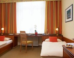 Hotel ADRIA München Genel