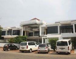 Adwoa Wangara Apartments Dış Mekan