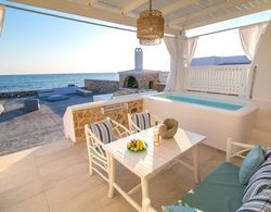 Aegean Melody Suites Santorini Elegant Suite With Outdoor Private Heated Jacuzzi Oda