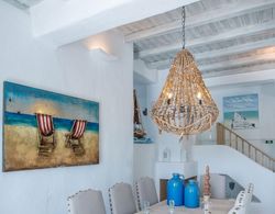Aelia Paros Villas Grand Villa With Sea View and Private Pool Up to 8 Persons Oda