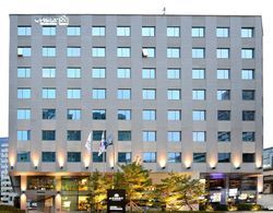 aFIRST Hotel Myeongdong Genel