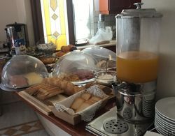 Aigli Hotel Syros Yerinde Yemek