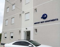 Airport Belgrade Rest Apartments Hotel Dış Mekan