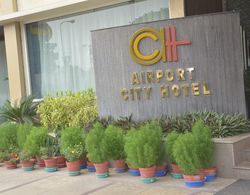 Airport City Hotel Dış Mekan