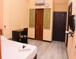Aishwaryam Deshna Service Apartment Eğlence ve Teknoloji