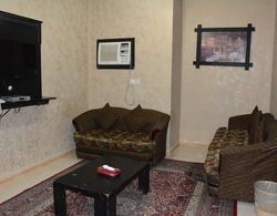 Al Eairy Furnished Apartments Jizan 2 Oda Düzeni