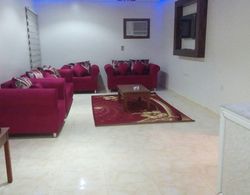 Al Raha Garden Furnished Apartments 2 Oda Düzeni
