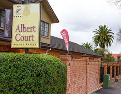 Albert Court Motor Lodge Dış Mekan