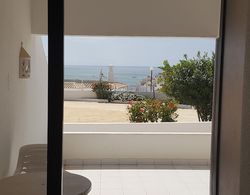Albufeira Sea View Terrace by Rentals in Algarve (21) Oda Düzeni