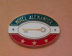 Hotel Alexander Dış Mekan