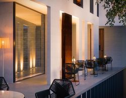 Alinea Suites Limassol Center Manzara / Peyzaj