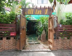 All In 1 Guesthouse Chiang Mai Dış Mekan