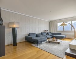 Alpine Stunning Apartment in Montreux Oda Düzeni