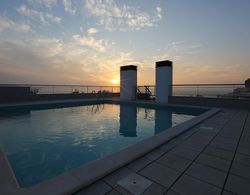 ALTIDO Nazare 3-BR Flat w/Terrace & Rooftop Pool Öne Çıkan Resim