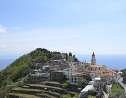 Amalfi Hills Genel