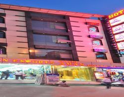 Hotel Aman International at New Delhi Station Dış Mekan
