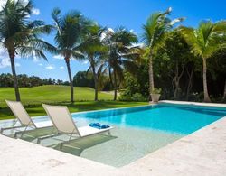 Amazing Golf Villa at Luxury Resort in Punta Cana Includes Staff Golf Carts and Bikes Oda