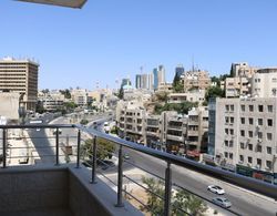 Amazing one Bedroom Apartment in Amman, Elwebdah 7 Oda Düzeni