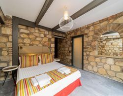 Amazing Hotel Room Near Hadrian s Gate Oda