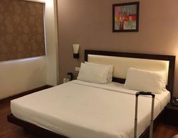 Hotel Amazone Residency - Dlf Phase 3 Dış Mekan