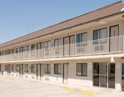 Americas Best Value Inn and Suites Groves Genel