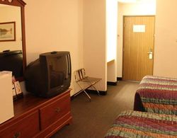 Americas Best Value Inn Lake Mills Genel