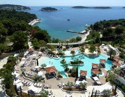 Amfora Hvar Grand Beach Resort Havuz