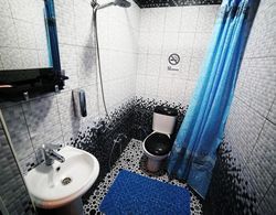 Amsterdam Hostel Baku Banyo Tipleri