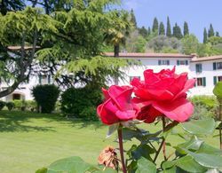 An Attractive Residence on the Verona Side of Lake Garda İç Mekan