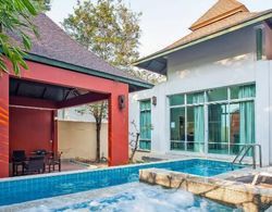 AnB Pool Villa 2BR Red in Pattaya Oda Manzaraları