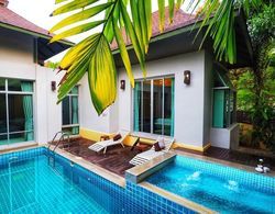 AnB Pool Villa 2BR Red in Pattaya Öne Çıkan Resim
