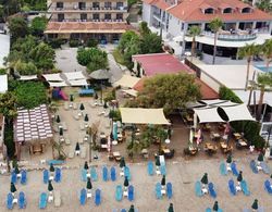 Anetis Beach Hotel Dış Mekan
