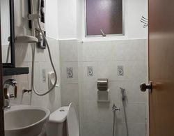 Anjung Apartment 3BR 1 Banyo Tipleri