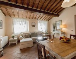 Anna Farmhouse Apartment in Wine Resort in Lucca Oda