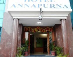 Hotel Annapurna Dış Mekan