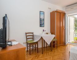 Apartments Antonija Yerinde Yemek