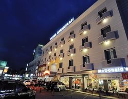 Hotel Anugerah Palembang Dış Mekan