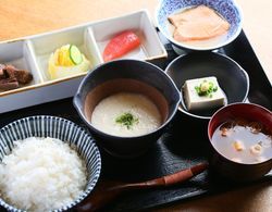 APA Hotel Shimbashi Onarimon Yerinde Yemek