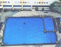 Apartement Puncak Permai Tower A by Nur Faizah Havuz