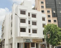 Hotel Apex Surat Dış Mekan