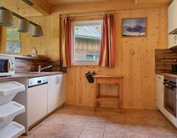 Appealing Holiday Home in Sankt Georgen ob Murau With Sauna Mutfak