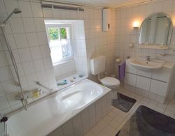 Appealing Apartment in Ittel With Garden, Parking, Bicycles Banyo Tipleri