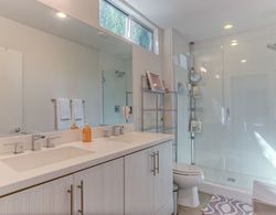 Applewood - Silver Lake 2BD Hollywood Banyo Tipleri