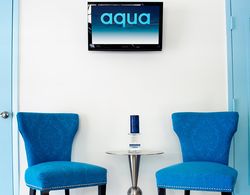 Aqua Hotel Lobi