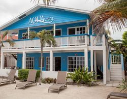 Aqua Vista Beachfront Suites Dış Mekan