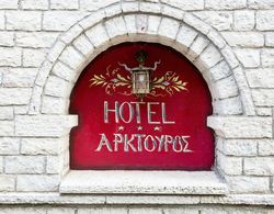 Hotel Arktouros Dış Mekan