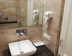 Hotel Ashish  International Banyo Tipleri
