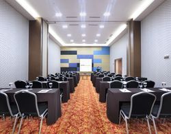Aston Kartika Grogol Hotel And Conference Center İş / Konferans