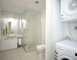 Astra Apartments - Docklands Banyo Tipleri